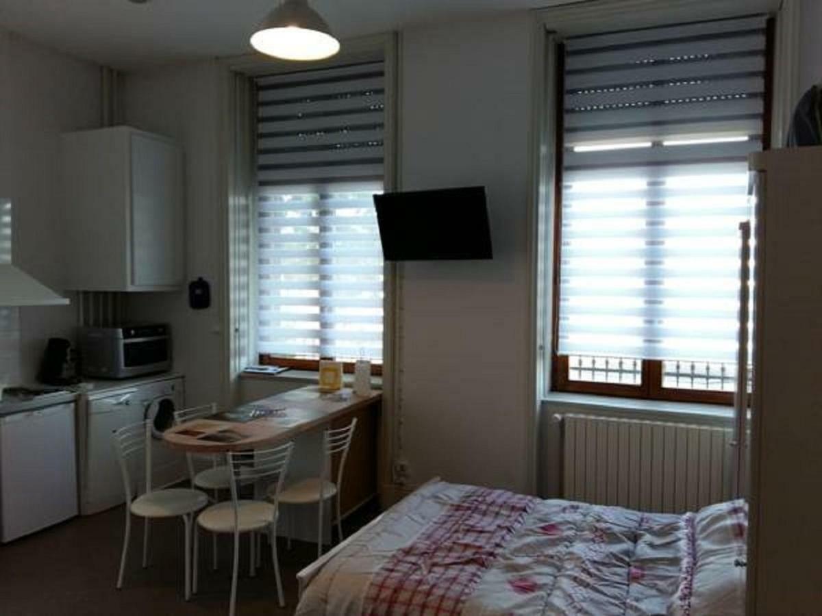 Studio De Charme Au Pied De La Gare Apartamento Colmar Exterior foto